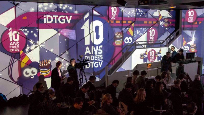 PLUSIÉURS AMBIANCÉS DANS UNÉ SÉULÉ ÉT MÉRMÉ SOIRÉÉ